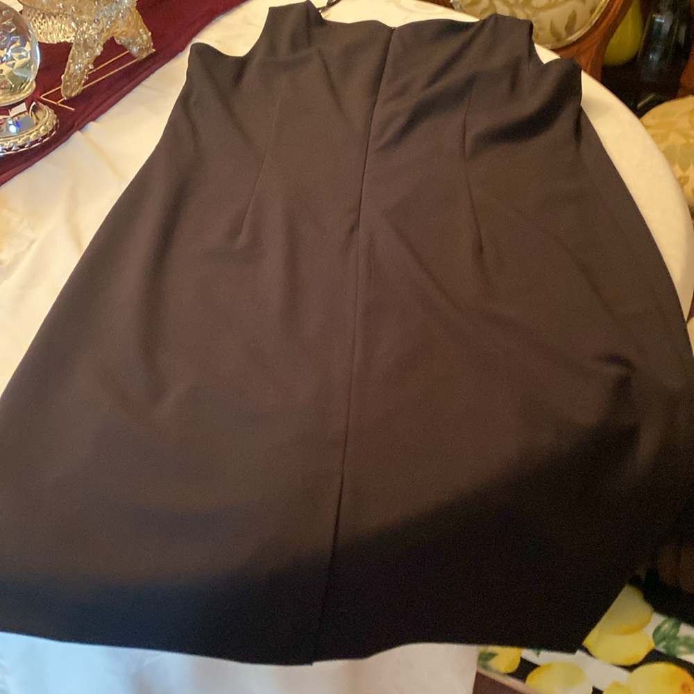 Liz Clayborn size 18 black sleeveless dress